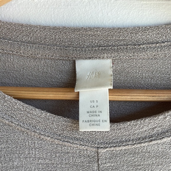 H&M | Beige Top - Picture 4 of 5